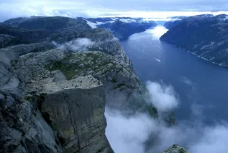 Прекестолен - най-красивата стръмна скала в света
