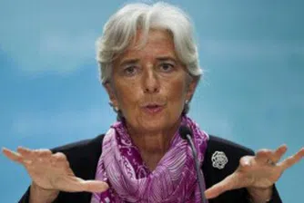 МВФ: Еврозоната може да не изпадне в рецесия през 2012 година