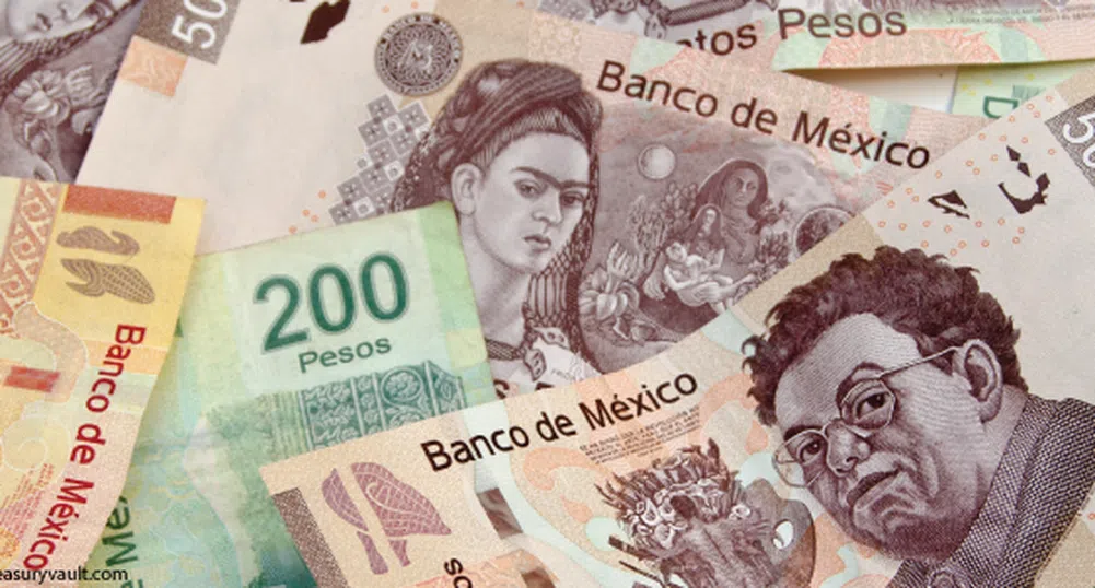 Мексиканското песо поевтиня до невиждани от 22 години нива