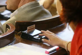 Парламентът гласува Бюджет 2012 на второ четене