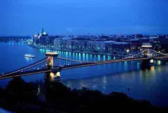 Унгария поема председателството на ЕС сред мрачни очаквания