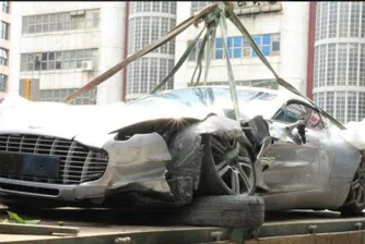 Супер рядък Aston Martin беше унищожен в Хонконг