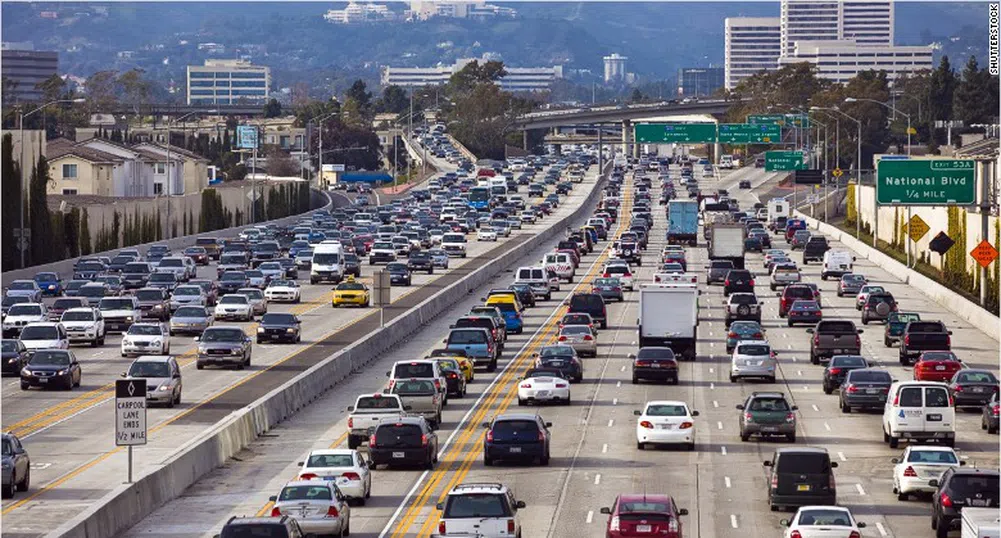 77% от американците отиват на работа с автомобил