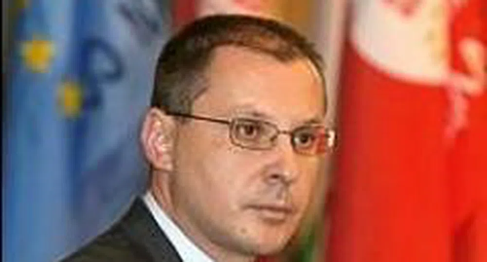 Станишев: Борисов управлява БГ като ИПОН