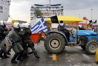 38% от гърците желаят да емигрират незабавно