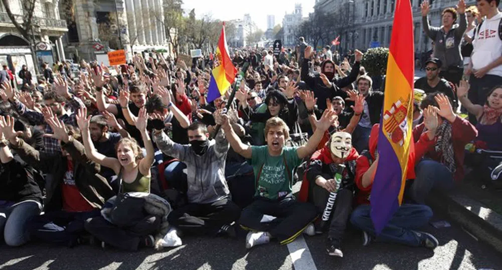 Испанци грабят магазини като протест срещу икономиите