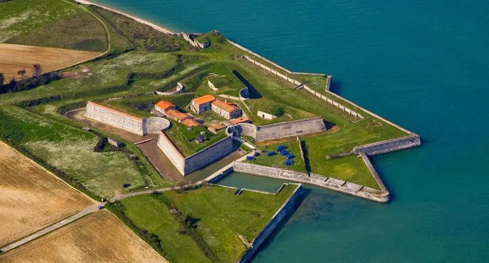 Седем от най-красивите френски фортове
