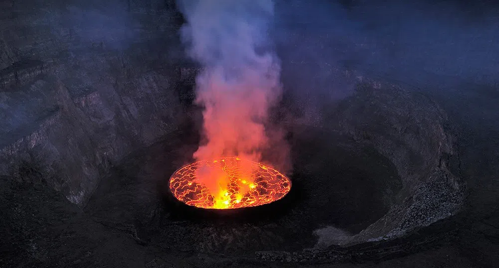 Редки световни чудеса: вулканичните езера от лава