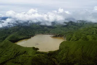 Едно от най-зашеметяващо красивите езера убива 1 700 души