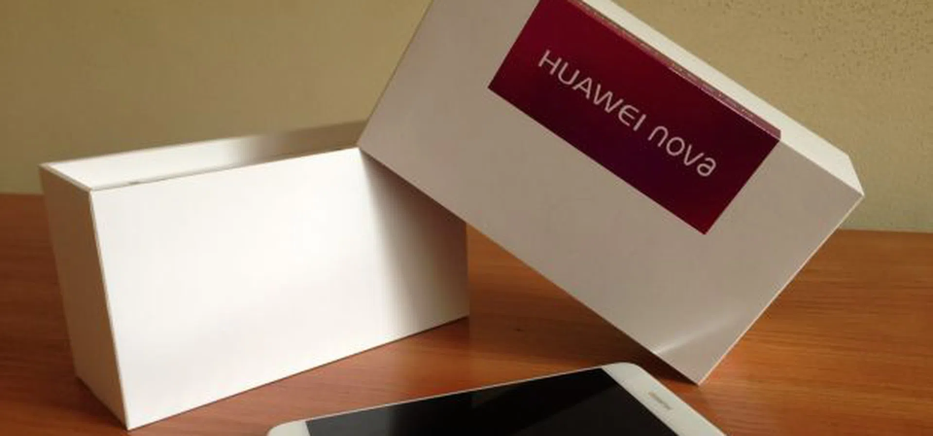 Huawei Nova - достоен асистент във всекидневния живот на дамите | Profit.bg
