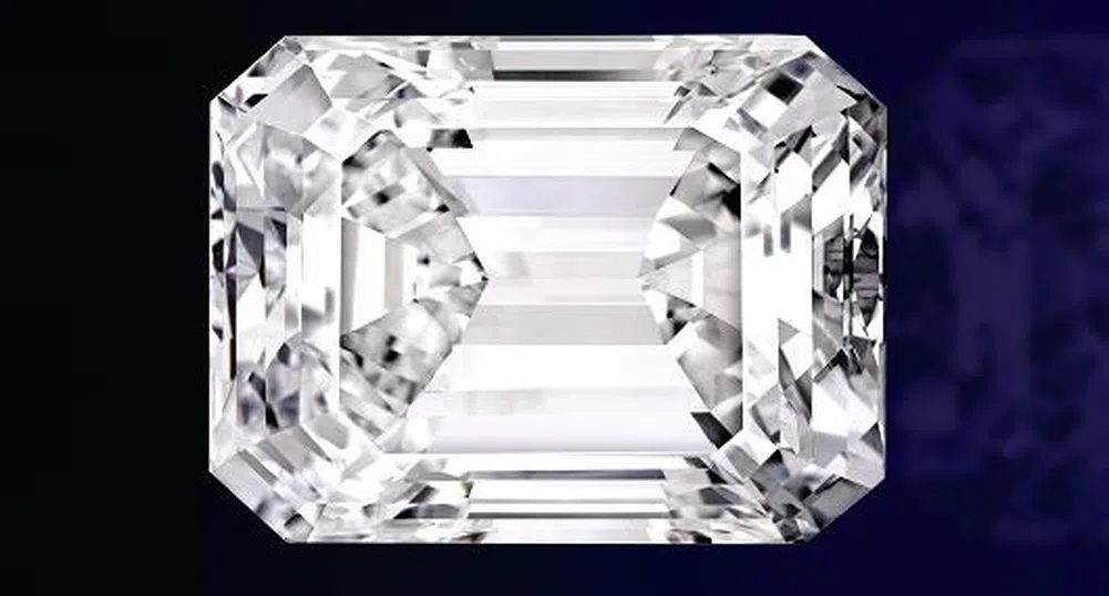 Продадоха 100-каратов идеален диамант на рекордна цена