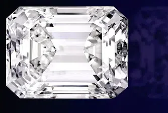 Продадоха 100-каратов идеален диамант на рекордна цена