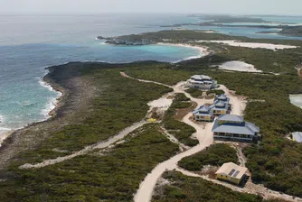 Продава се: остров на Бахамите с 20 спални