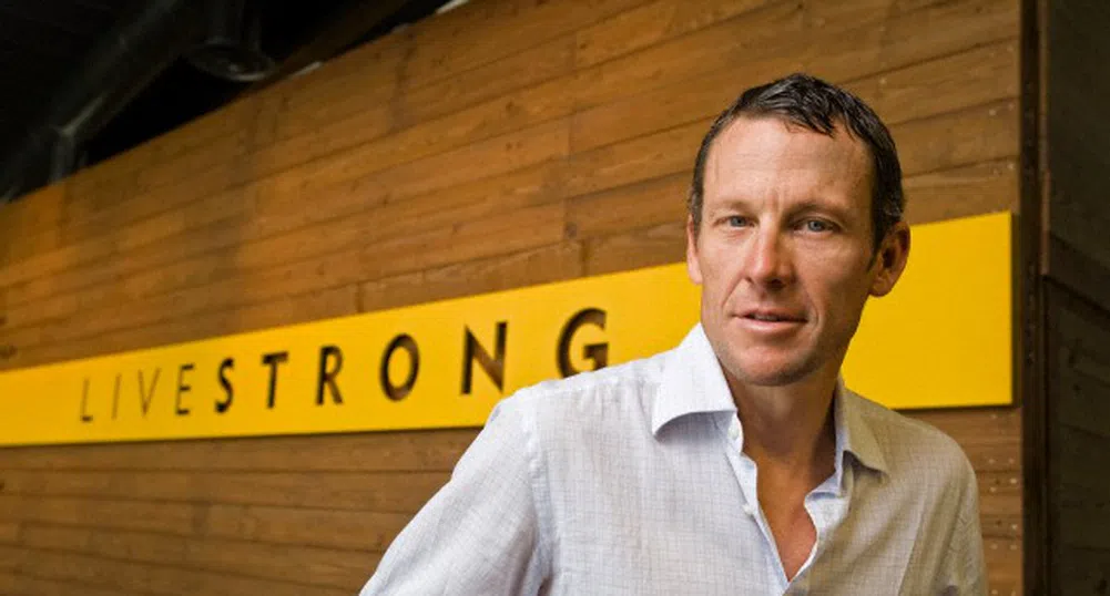 Армстронг се извини на фондацията си за борба с рака