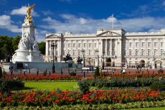Защо отворени прозорци на Бъкингамския дворец ядосаха британците