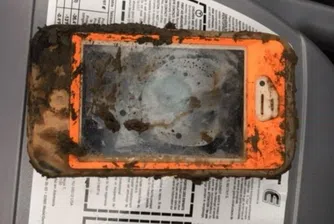 iPhone 4 прекара една година в ледена кал - дали работи?