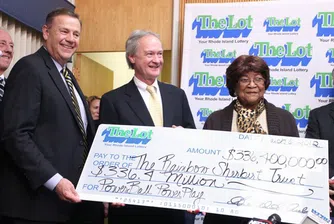 81-годишна спечели 336.4 милиона долара от лотарията