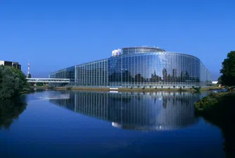 Европарламентът одобри единния европейски надзор над банките
