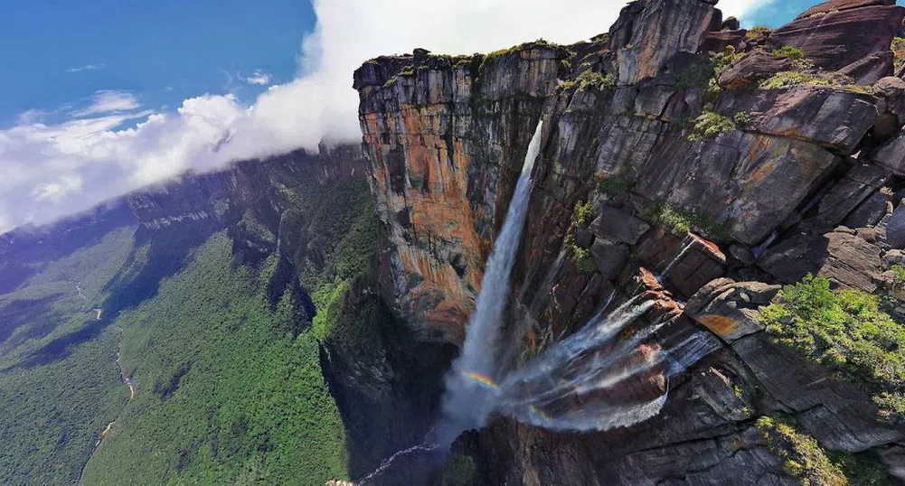 Виртуална разходка до най-високия водопад в света