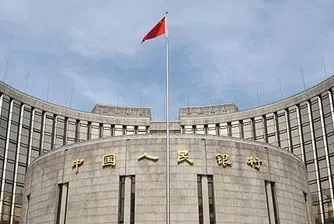 Кредитирането в Китай намалява с 43%