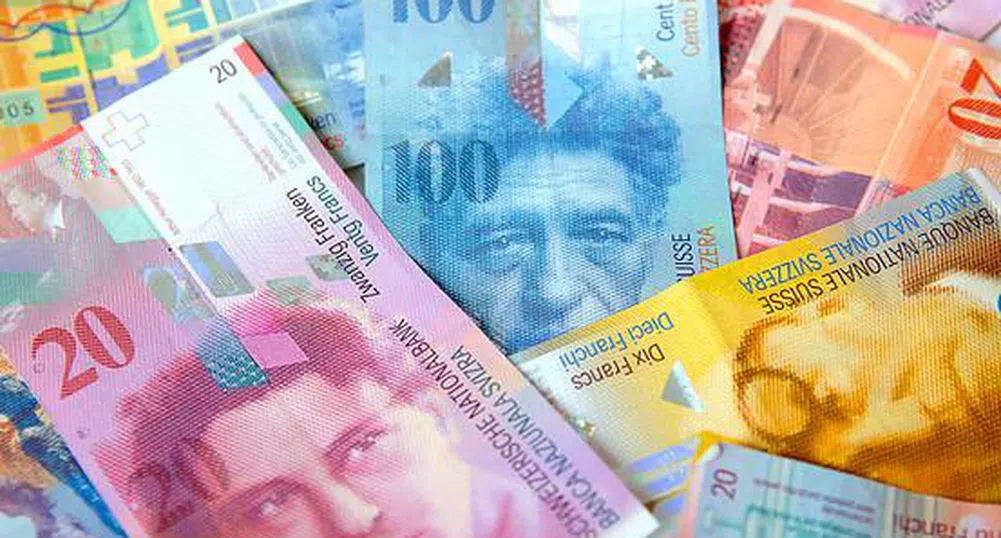 Швейцария отчаяно опитва да свали франка