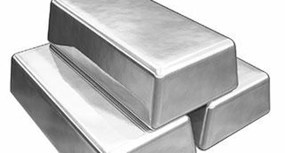 Среброто губи 27% за седмица
