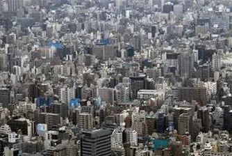 Силно земетресение разлюля сградите в Токио