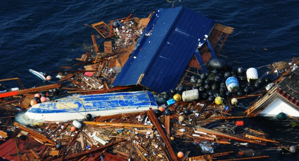 40 тона отломки от цунамито в Япония достигнаха до Аляска