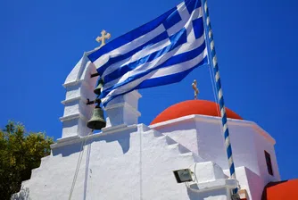 Гръцката депозитна база достигна десетгодишно дъно