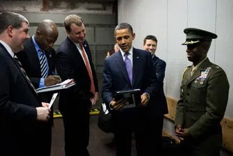 Обама има iPad-личен подарък от Стив Джобс