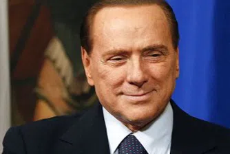 Берлускони обвинен, че ръководил мрежа от проститутки