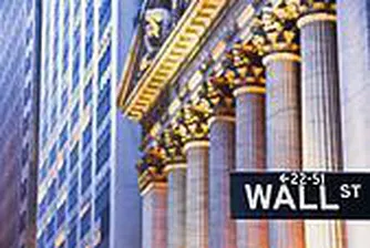 Финансовите компании оглавиха спада на Уолстрийт в сряда