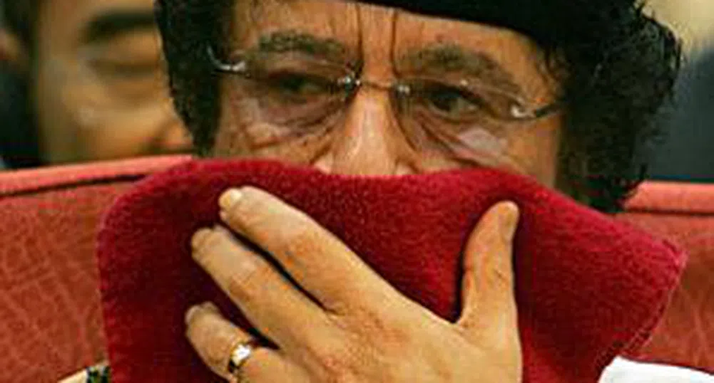 Кадафи се криел в болници