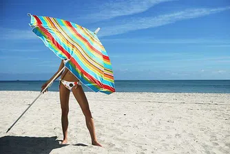Американки искат да се разреши плажа по монокини в САЩ