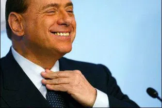 Берлускони си преброи 35 зъба