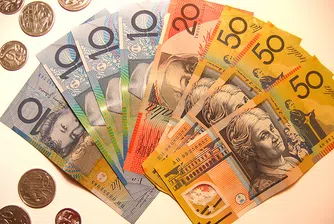 Намира ли дъно австралийският долар?