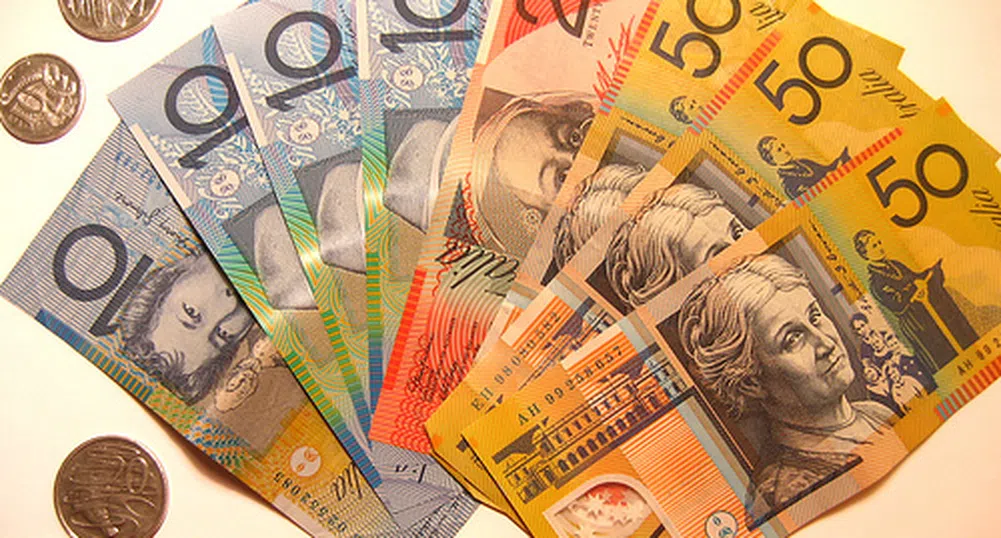 Намира ли дъно австралийският долар?