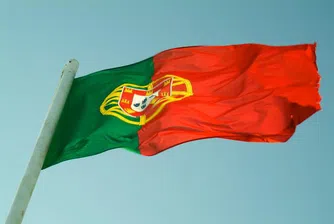 Moody's постави рейтинга на Португалия под наблюдение