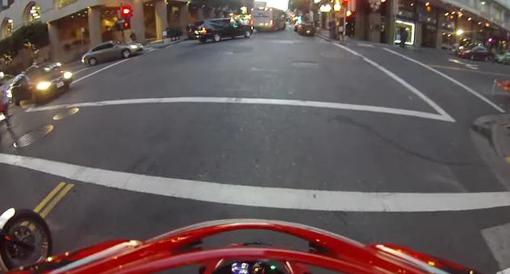 Денят, в който един мотоциклетист стана нинджа (видео)