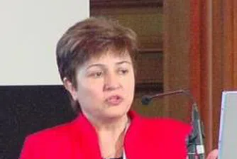 Кристалина Георгиева е най-харесваният български политик