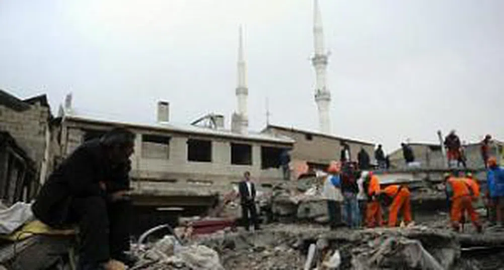 Турция оцени щетите от земетресението на 2.2 млрд. долара