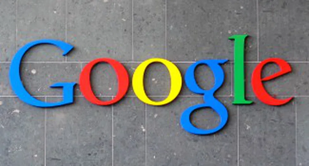 Асандж: Google събира разузнавателни данни