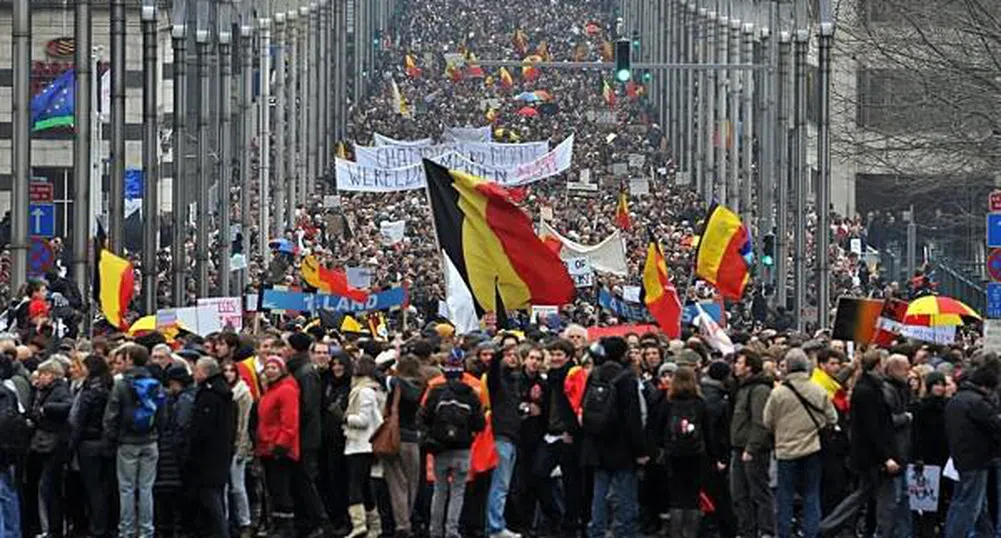 Белгийците масово придобиват люксембургско гражданство