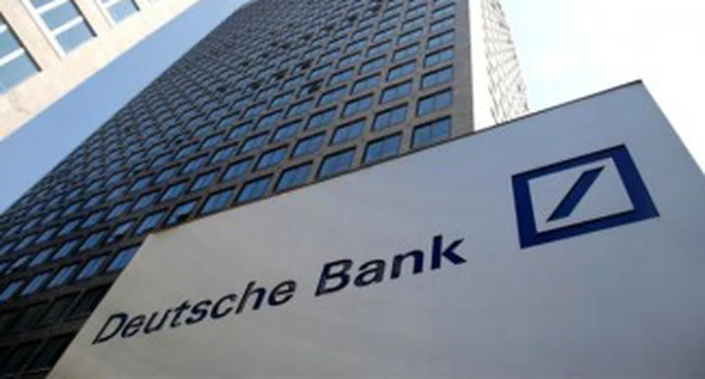 Moody's може да понижи рейтинга на Deutsche Bank