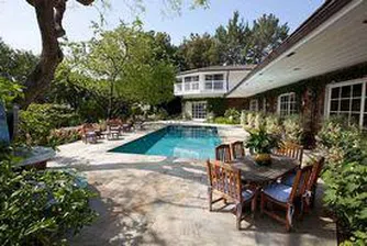 Домът на Елизабет Тейлър се продава за 8.6 млн. долара