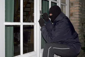 Италианец хвана крадец в дома си, предложи му работа
