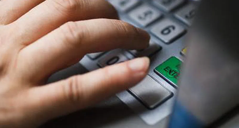 Вирус кара банкомати да "повръщат" всички пари
