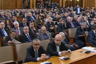 Депутатите заседават по данъчно-осигурителния кодекс