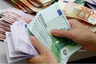 Българите сменят влоговете със спестовни сметки