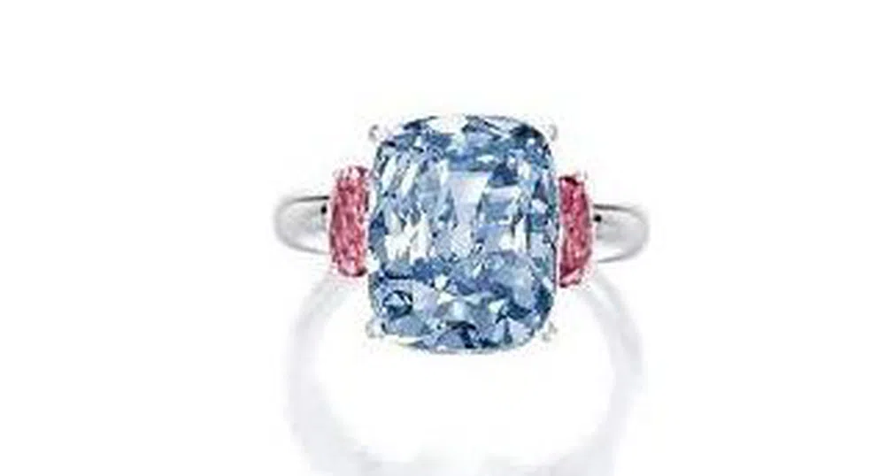 Продадоха 6-каратов син диамант за 10 млн. долара